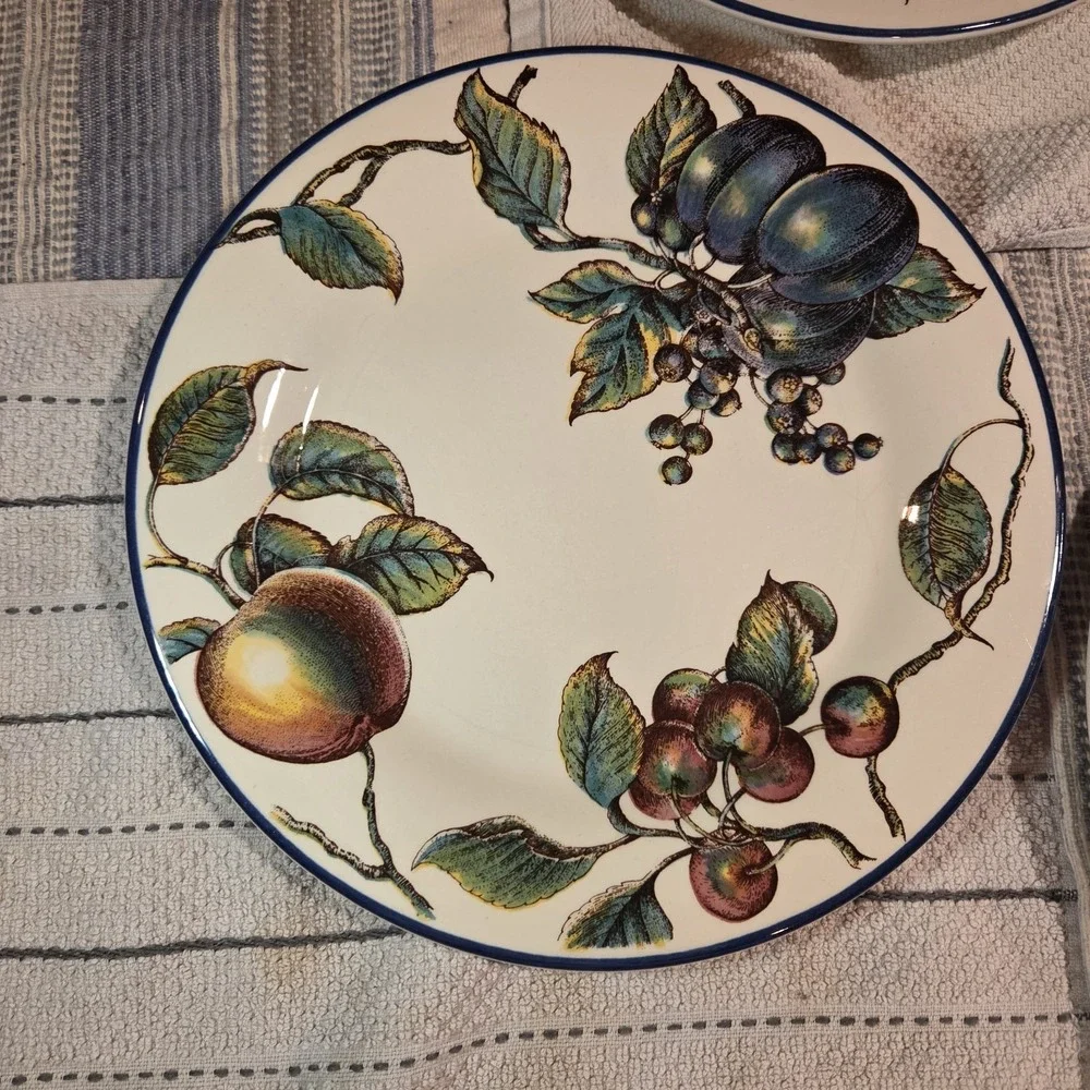 Pier 1 Macintosh Dinner & Salad Plate Set - Made in England - Angleterre